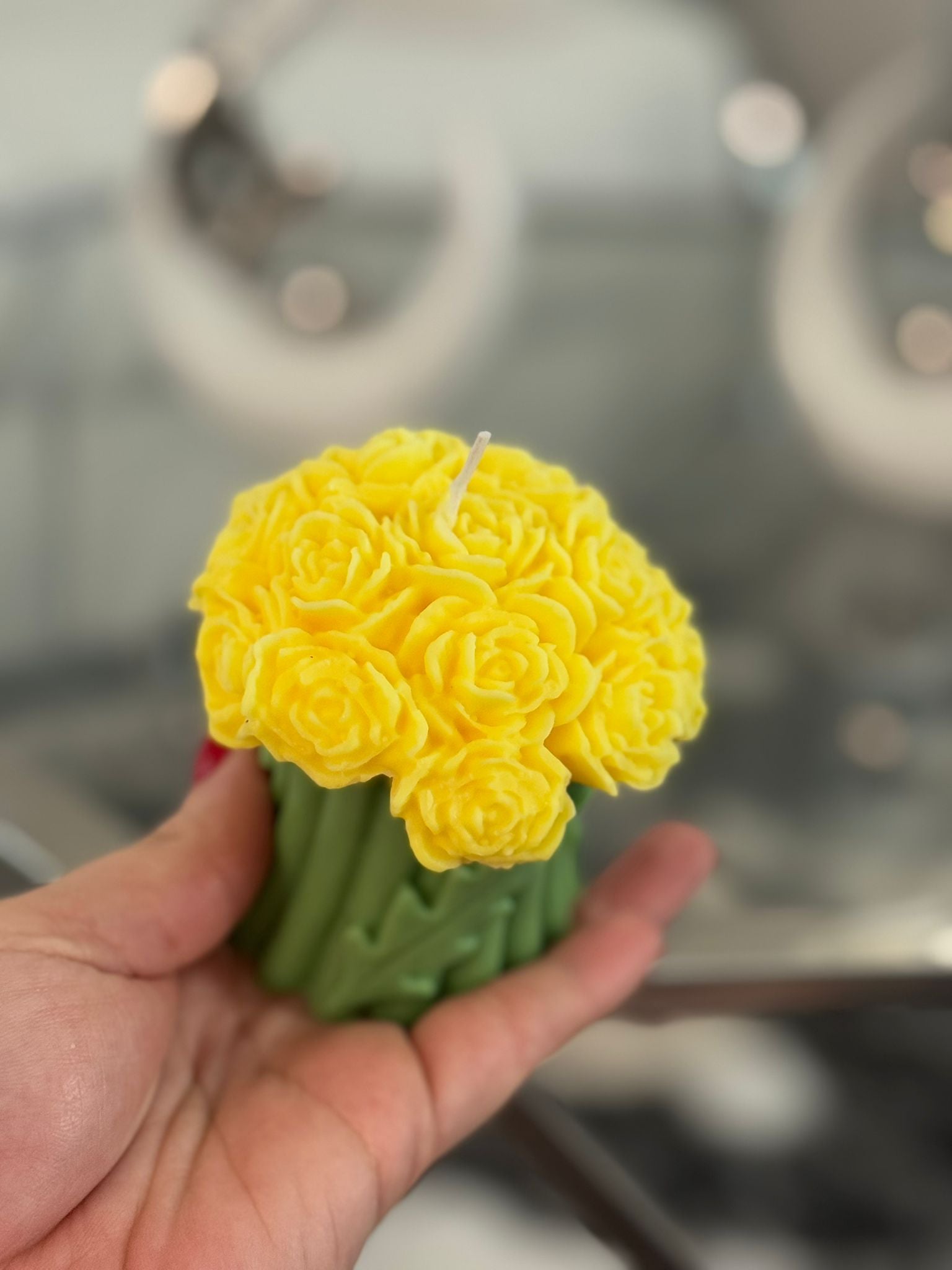Yellow Rose Bouquet Pilar Candle 8oz